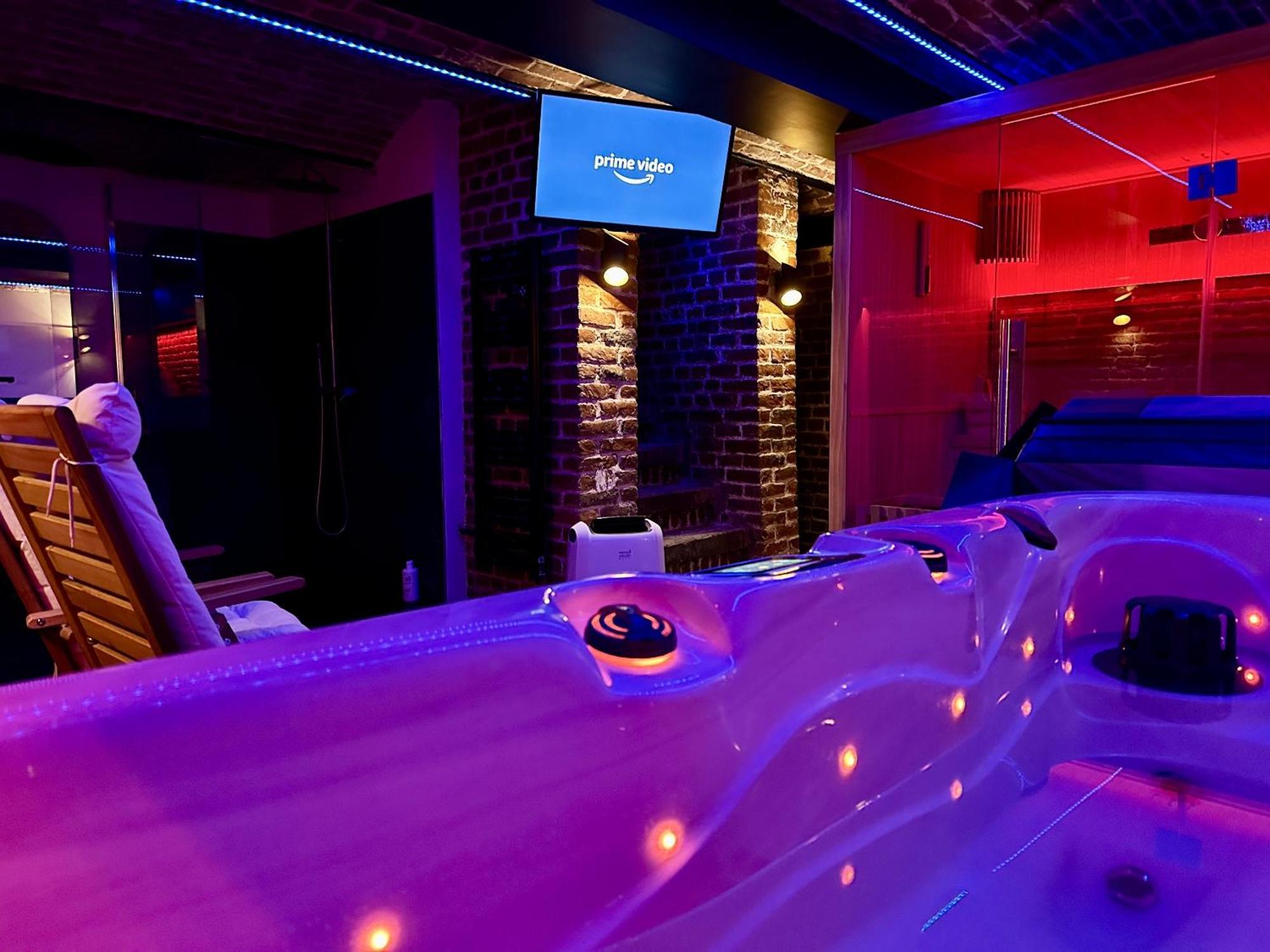 Le Bijou - Appartement, Sauna Et Jacuzzi - Lille Dış mekan fotoğraf