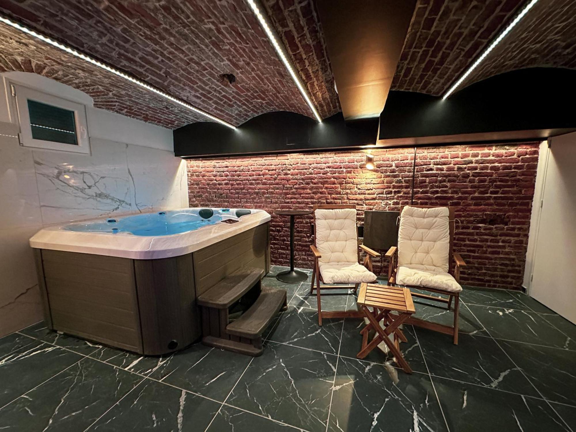 Le Bijou - Appartement, Sauna Et Jacuzzi - Lille Dış mekan fotoğraf
